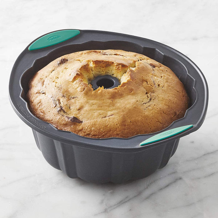 Trudeau - Structured Silicone Fluted Bundt pan, Grey & Mint Handle, 10.4 x 10.2 /10 Cup
